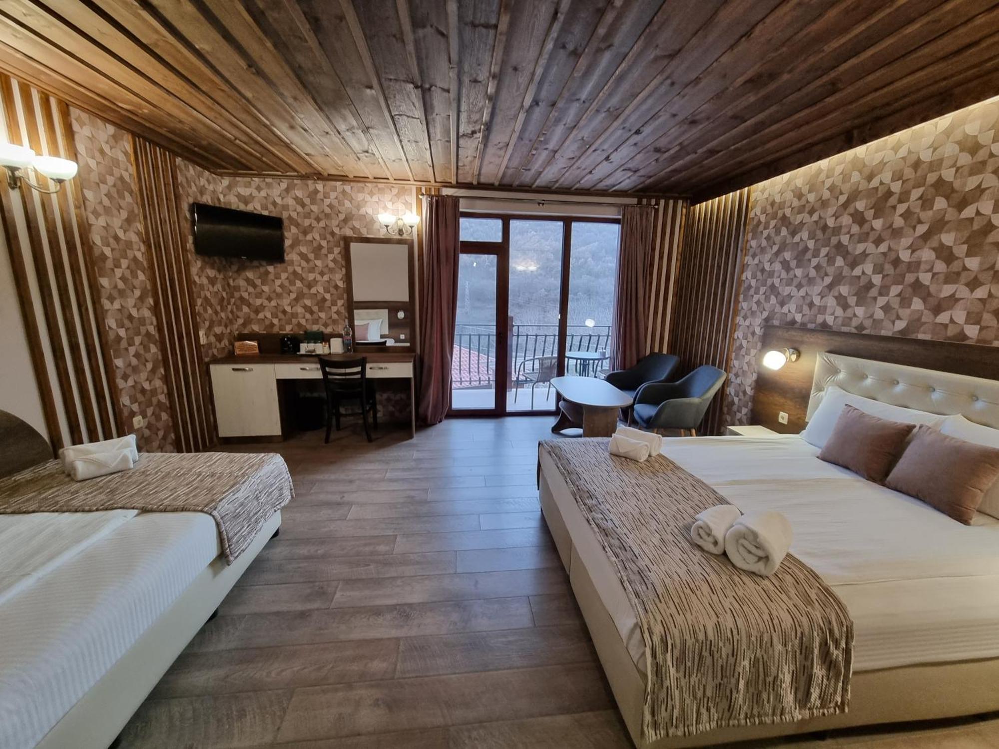 Semeen Hotel Beroe Stara Zagora Extérieur photo